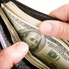 BILLETERA MATA A GALÁN