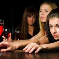 SEXO Y LICOR EN ELLAS. SEXO Y LICOR EN ELLAS.