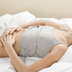 CADA VEZ QUE MENSTRUO  TENGO IRRITACIONES VAGINALES.   