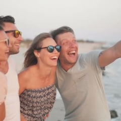 NOS PEGARON PIOJOS Y SARNA