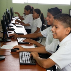 SEXO, CÓMPUTO Y EDUCACIÓN.