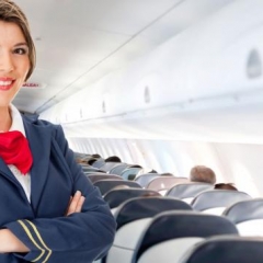 TEMO QUE SE ME ROMPAN LAS SILICONAS AL VIAJAR EN AVIÓN TEMO QUE SE ME ROMPAN LAS SILICONAS AL VIAJAR EN AVIÓN
