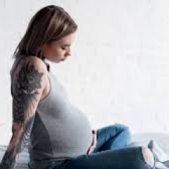 ¿UNA MUJER EMBARAZADA SE PUEDE HACER UN TATUAJE? ¿UNA MUJER EMBARAZADA SE PUEDE HACER UN TATUAJE?