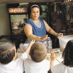 EL DILEMA DE LAS SODAS ESTUDIANTILES EL DILEMA DE LAS SODAS ESTUDIANTILES