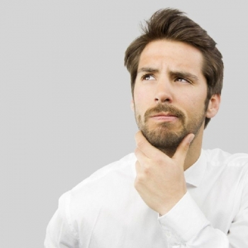 ESTIRÁNDOME EL PENE SE ME DOBLÓ