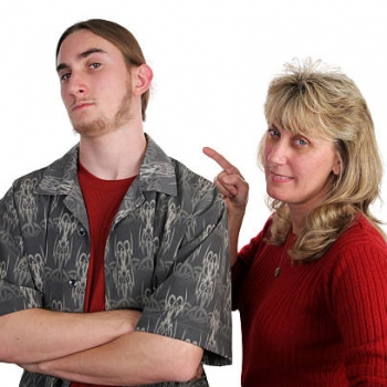 MI EX LLEVÓ A MI HIJO A UN PROSTÍBULO Y LO PEGARON