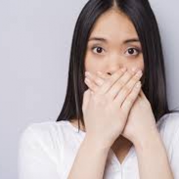 ÉL ME PIDE QUE LE DÉ NALGADAS