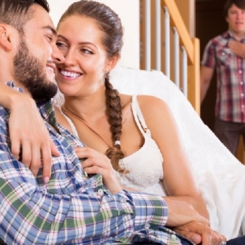 EN BROMA LE DIJE QUE SI ERA VIAGRA 