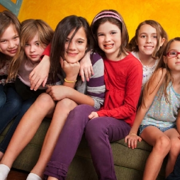 NUESTRAS HIJAS NUESTRAS HIJAS