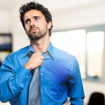 ME ACOMPLEJA SUDAR TANTO